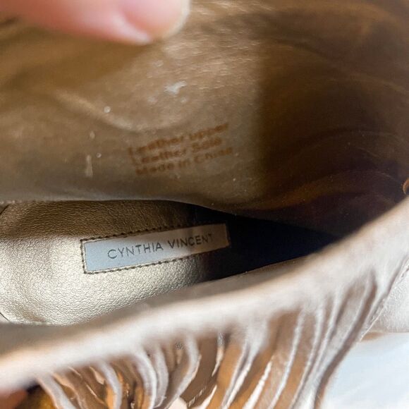 Cynthia Vincent Native Fringe Western Ankle Booties Size 7 - Picture 10 of 11